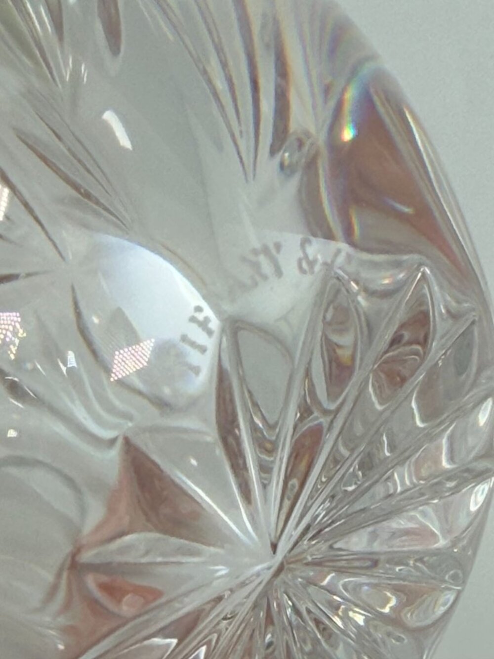 Tiffany & Co. Crystal Bud Sybil Diamond & Fan Vase 8" Cut Glass - Picture 6 of 7